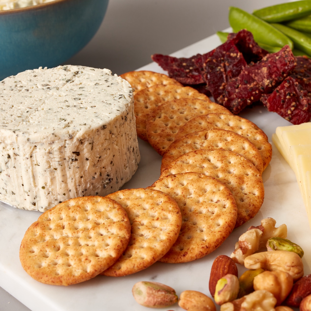 Toasteds crackers plate